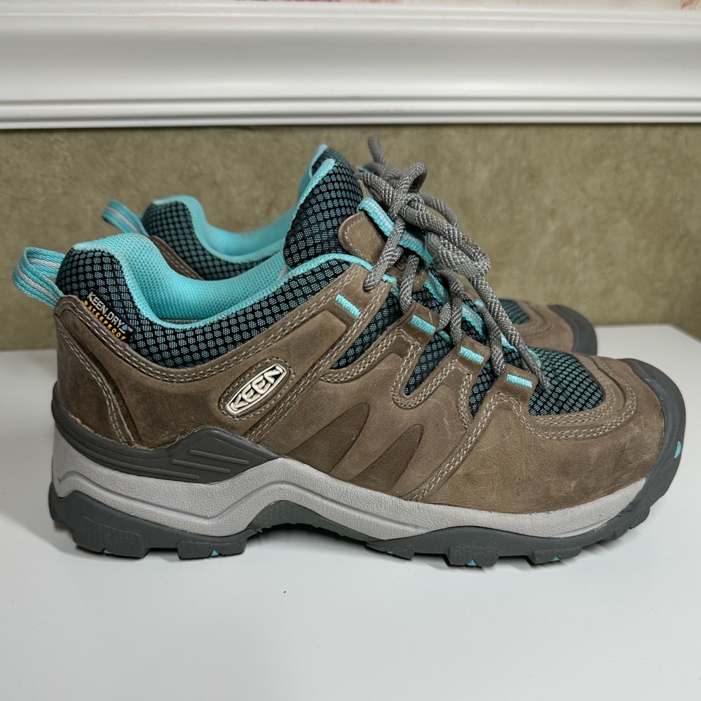 KEEN Gypsum II Waterproof Hiking Shoe‎ Size 6.5
